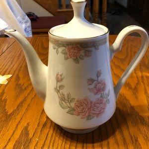 Crown Ming fine China teapot and more